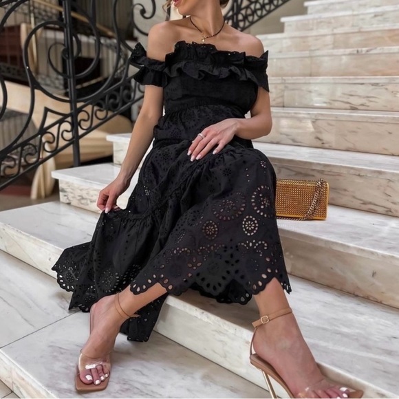 Zara embroidered eyelet cotton midi dress, XS, black, ruffles, tiered skirt Chic - Picture 12 of 14